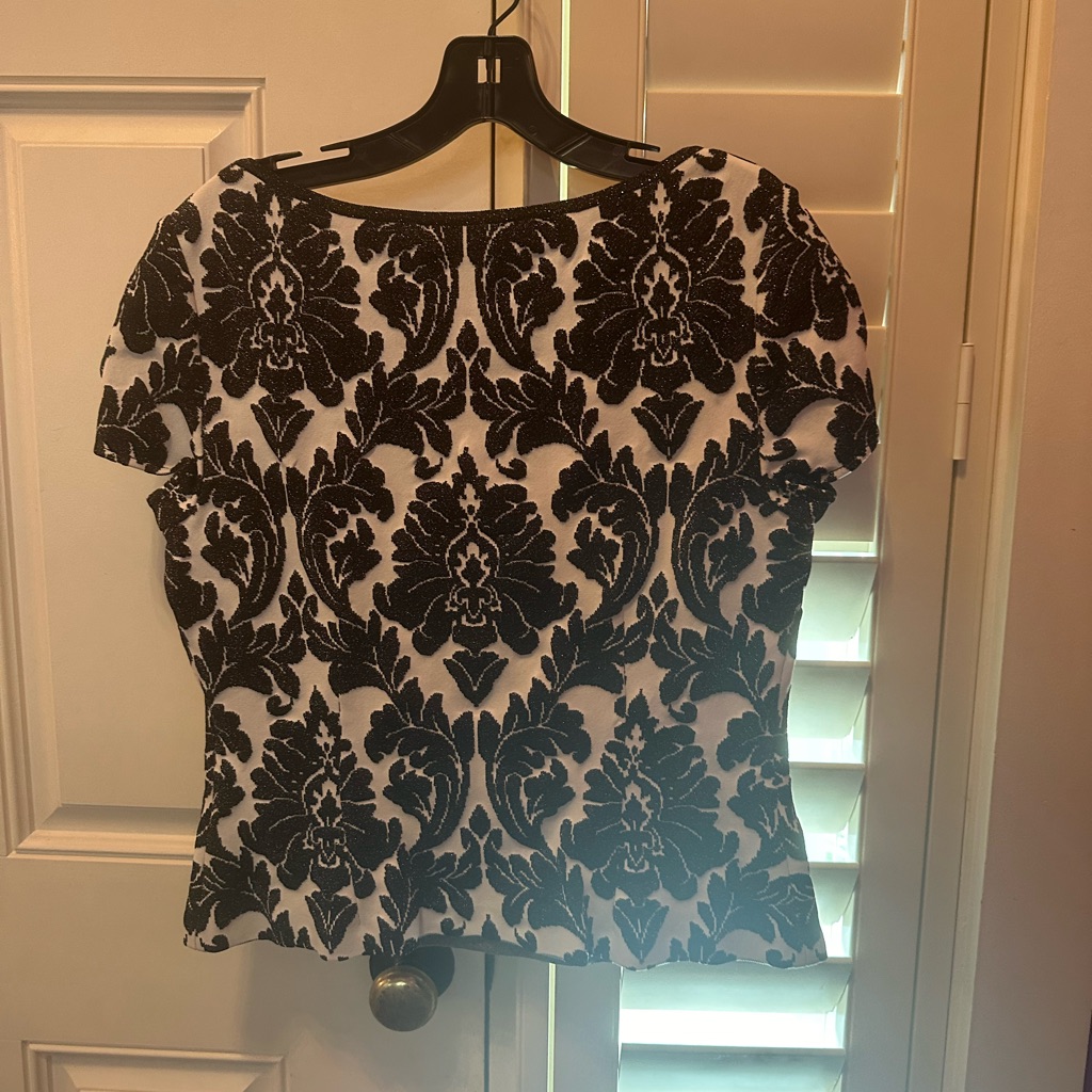 St. John Nwt Top
